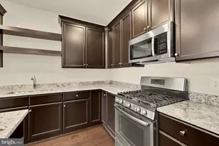 8141 Honey Bee Way, Manassas, VA 20111 - Photo 6