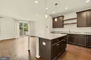 8141 Honey Bee Way, Manassas, VA 20111 - Photo 4