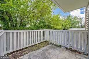 12883 Cara Dr, Woodbridge, VA 22192 - Photo 6