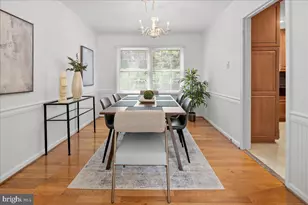 12518 Hedges Run Dr, Woodbridge, VA 22192 - Photo 6