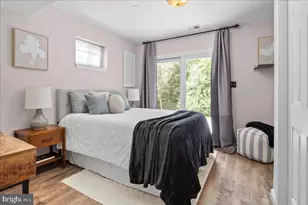 12518 Hedges Run Dr, Woodbridge, VA 22192 - Photo 34
