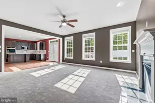 2114 Jellico Ct, Woodbridge, VA 22191 - Photo 16