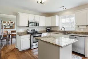 12936 Crews Ct, Bristow, VA 20136 - Photo 6