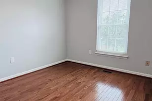 13042 Hunterbrook Dr, Woodbridge, VA 22192 - Photo 14