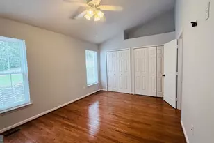 13042 Hunterbrook Dr, Woodbridge, VA 22192 - Photo 10
