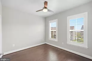 1857 Shadding Bay Ln, Dumfries, VA 22026 - Photo 30