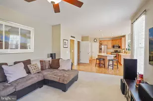 6755 Calthorpe Pl, Gainesville, VA 20155 - Photo 4