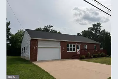8719 Parkland Street, Manassas, VA 20111 - Photo 2