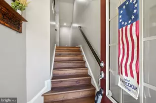 6602 Bartrams Forest Ln, Haymarket, VA 20169 - Photo 4