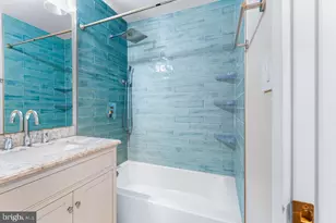 15105 Cloverdale Rd, Woodbridge, VA 22193 - Photo 14