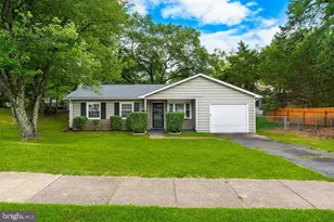 15105 Cloverdale Rd, Woodbridge, VA 22193 - Photo 24