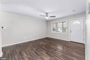 15105 Cloverdale Rd, Woodbridge, VA 22193 - Photo 4