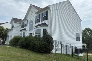 16245 Chase Eagle Ln, Woodbridge, VA 22191 - Photo 2