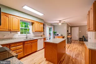 13402 Carrageen Dr, Manassas, VA 20112 - Photo 4
