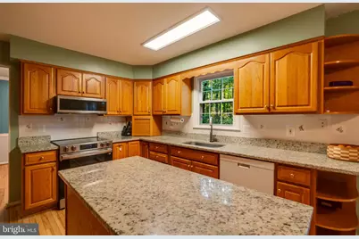 13402 Carrageen Drive, Manassas, VA 20112 - Photo 6