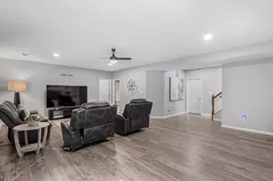 2098 Powells Landing Cir, Woodbridge, VA 22191 - Photo 12