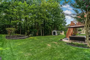2098 Powells Landing Cir, Woodbridge, VA 22191 - Photo 54
