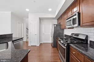4774 Dane Ridge Cir, Woodbridge, VA 22193 - Photo 12