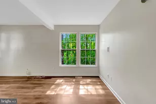 7057 Sauvage Ln, Gainesville, VA 20155 - Photo 8