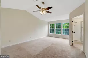 7057 Sauvage Ln, Gainesville, VA 20155 - Photo 32