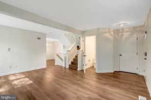 7057 Sauvage Ln, Gainesville, VA 20155 - Photo 6