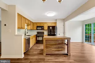 7057 Sauvage Ln, Gainesville, VA 20155 - Photo 12