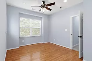 10009 Orland Stone Dr, Bristow, VA 20136 - Photo 32