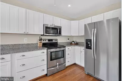 12831 Mill Brook Court, Woodbridge, VA 22192 - Photo 8