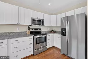 12831 Mill Brook Ct, Woodbridge, VA 22192 - Photo 8