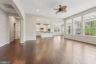 17518 Spring Cress Dr, Dumfries, VA 22026 - Photo 6