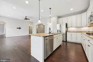17518 Spring Cress Dr, Dumfries, VA 22026 - Photo 12