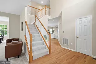 8159 Tenbrook Dr, Gainesville, VA 20155 - Photo 2