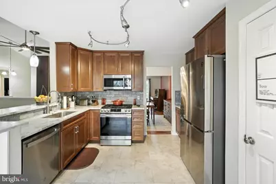 9571 Basilwood Drive, Manassas, VA 20110 - Photo 2