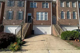 6912 Witton Cir, Gainesville, VA 20155 - Photo 1