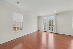 4722 Dane Ridge Cir, Woodbridge, VA 22193 - Photo 4