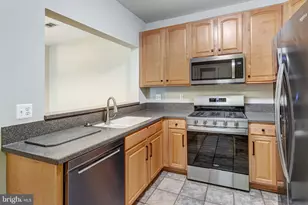 13890 Chelmsford Dr, Gainesville, VA 20155 - Photo 14