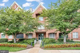 13890 Chelmsford Dr, Gainesville, VA 20155 - Photo 1