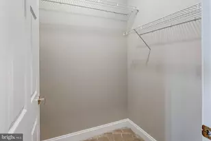 13890 Chelmsford Dr, Gainesville, VA 20155 - Photo 24