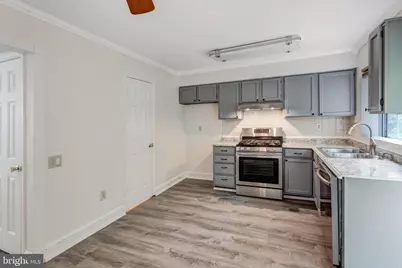 12260 Granada Way, Woodbridge, VA 22192 - Photo 8