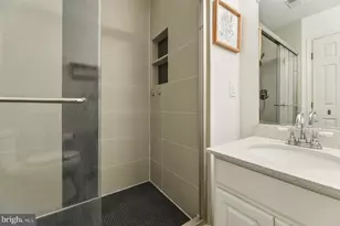 3942 Hartlake St, Woodbridge, VA 22192 - Photo 14