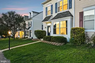 3942 Hartlake St, Woodbridge, VA 22192 - Photo 2