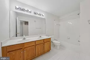 15503 John Diskin Cir, Woodbridge, VA 22191 - Photo 30