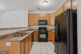 15503 John Diskin Cir, Woodbridge, VA 22191 - Photo 14