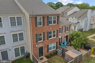 7644 Jordon Hollow Ct, Manassas, VA 20109 - Photo 2