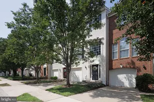 14248 Hunters Run Way, Gainesville, VA 20155 - Photo 4