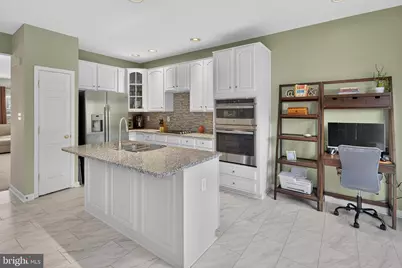 14248 Hunters Run Way, Gainesville, VA 20155 - Photo 18