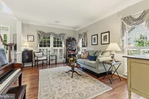 15187 Windy Hollow Cir, Gainesville, VA 20155 - Photo 10