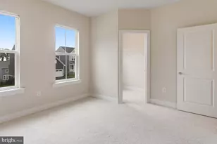 1988 Silver Sycamore Ln, Dumfries, VA 22026 - Photo 30