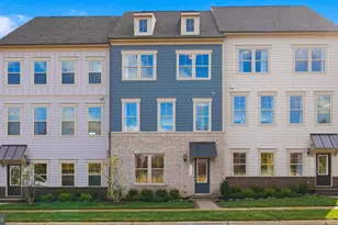 17379 Walnut Grove Way, Dumfries, VA 22026 - Photo 8