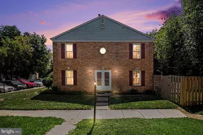 4715 S Park Court, Woodbridge, VA 22193 - Photo 2